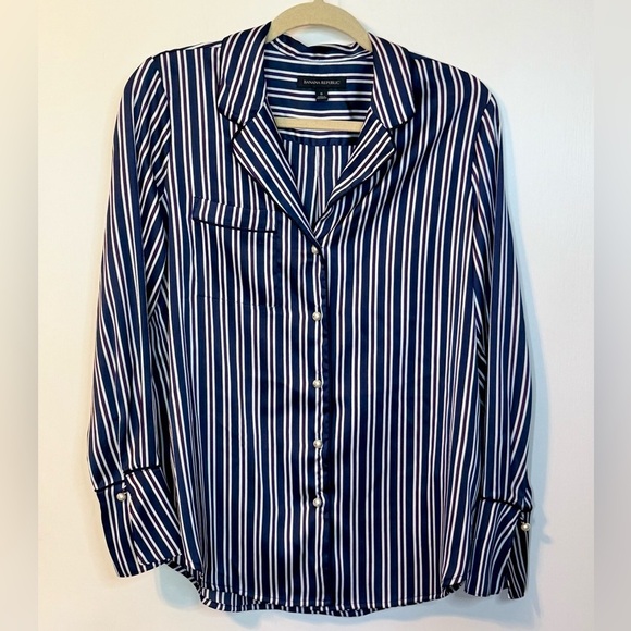 Banana Republic Navy Striped Button Down Pajama-Style Shirt Blouse- Small - Picture 9 of 11